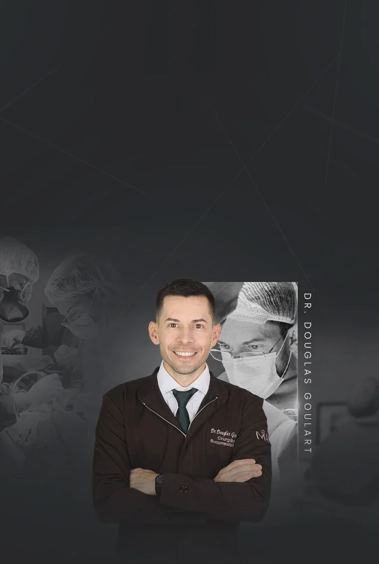 Dr. Douglas Rangel Goulart, cirurgião buco-maxilo-facial